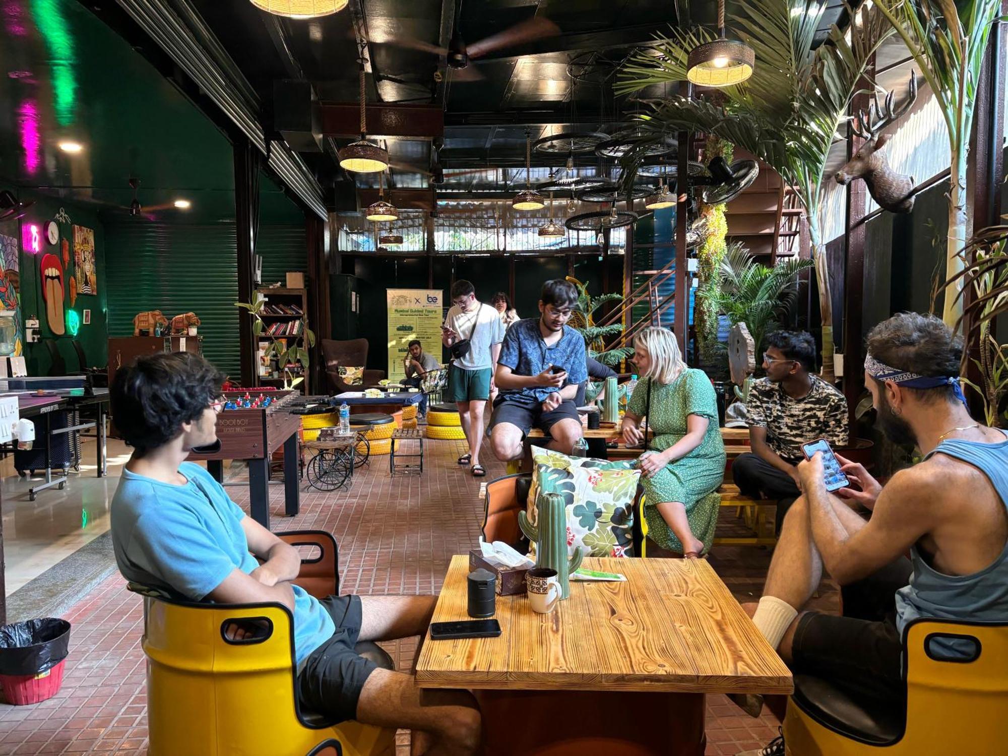 Forrest Hostels Mumbai Exterior photo